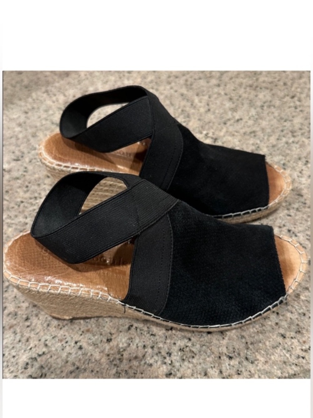 Gentle Souls by Kenneth Cole Women's Colleen Wedge Sandals